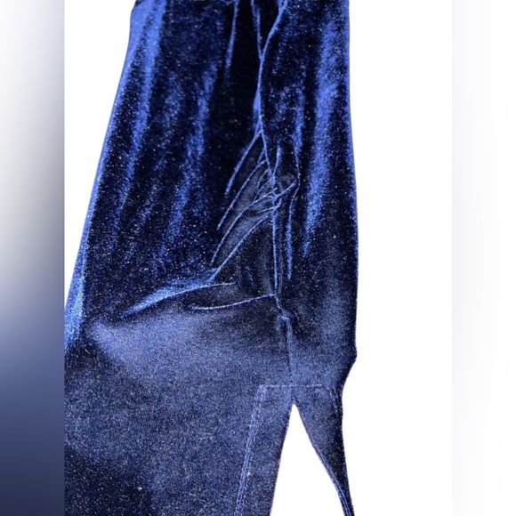 IRIS BLUE Velvet Strapless Dress - Picture 6 of 11